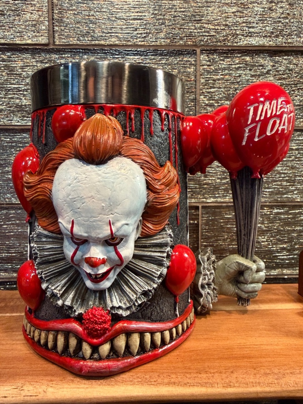 Pennywise Balloon Sculpted Mug Time To Float IT Movie Collectors Glassware Clown